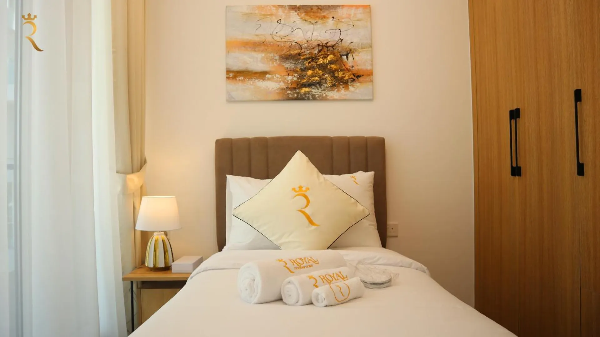 Tranquil Hideaway 2Br Apartment In Masdar City Абу-Даби