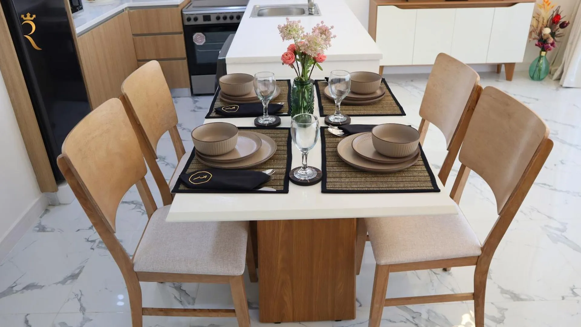 Tranquil Hideaway 2Br Apartment In Masdar City Абу-Даби
