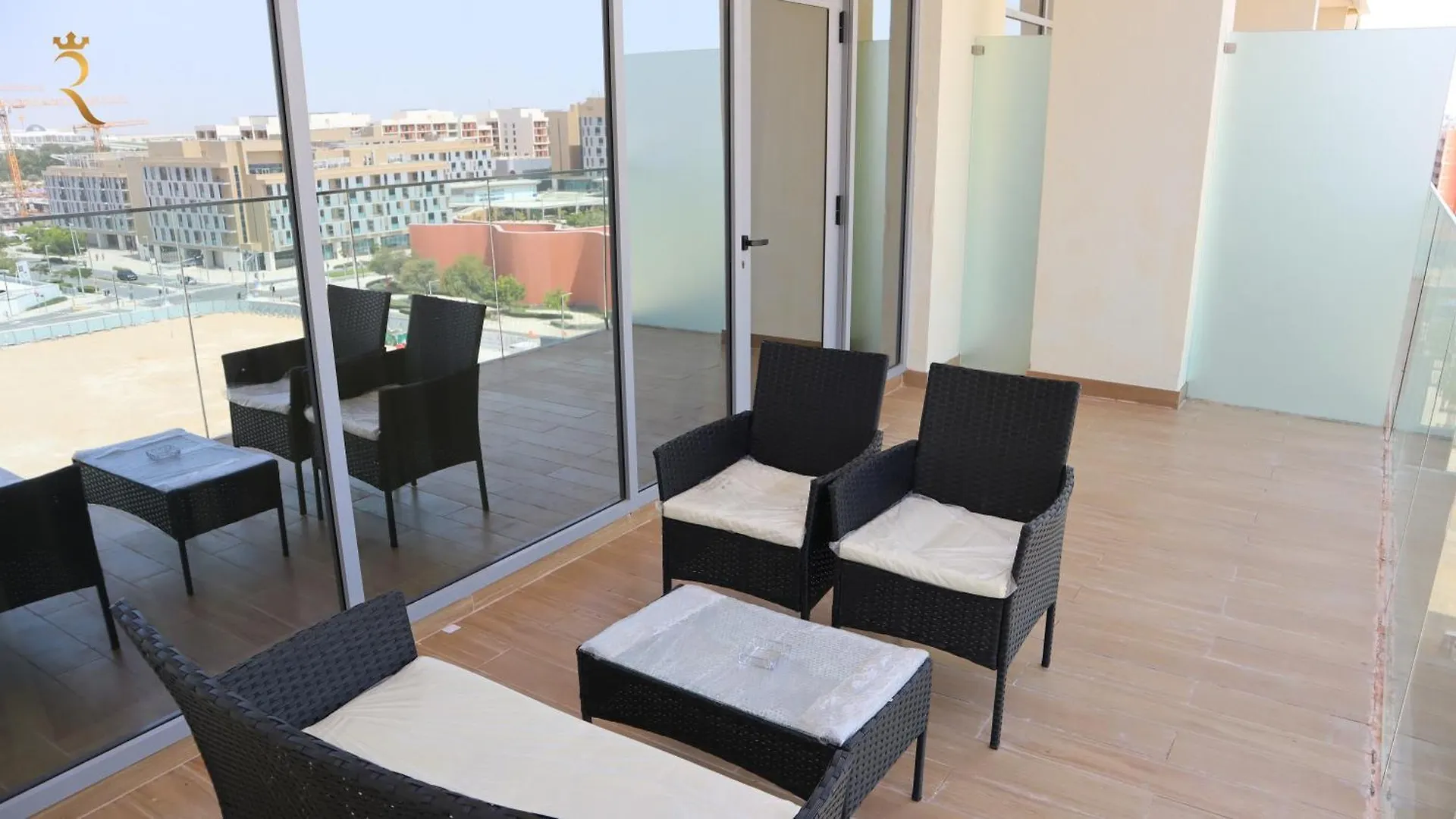 Tranquil Hideaway 2Br Apartment In Masdar City Abu Dabi